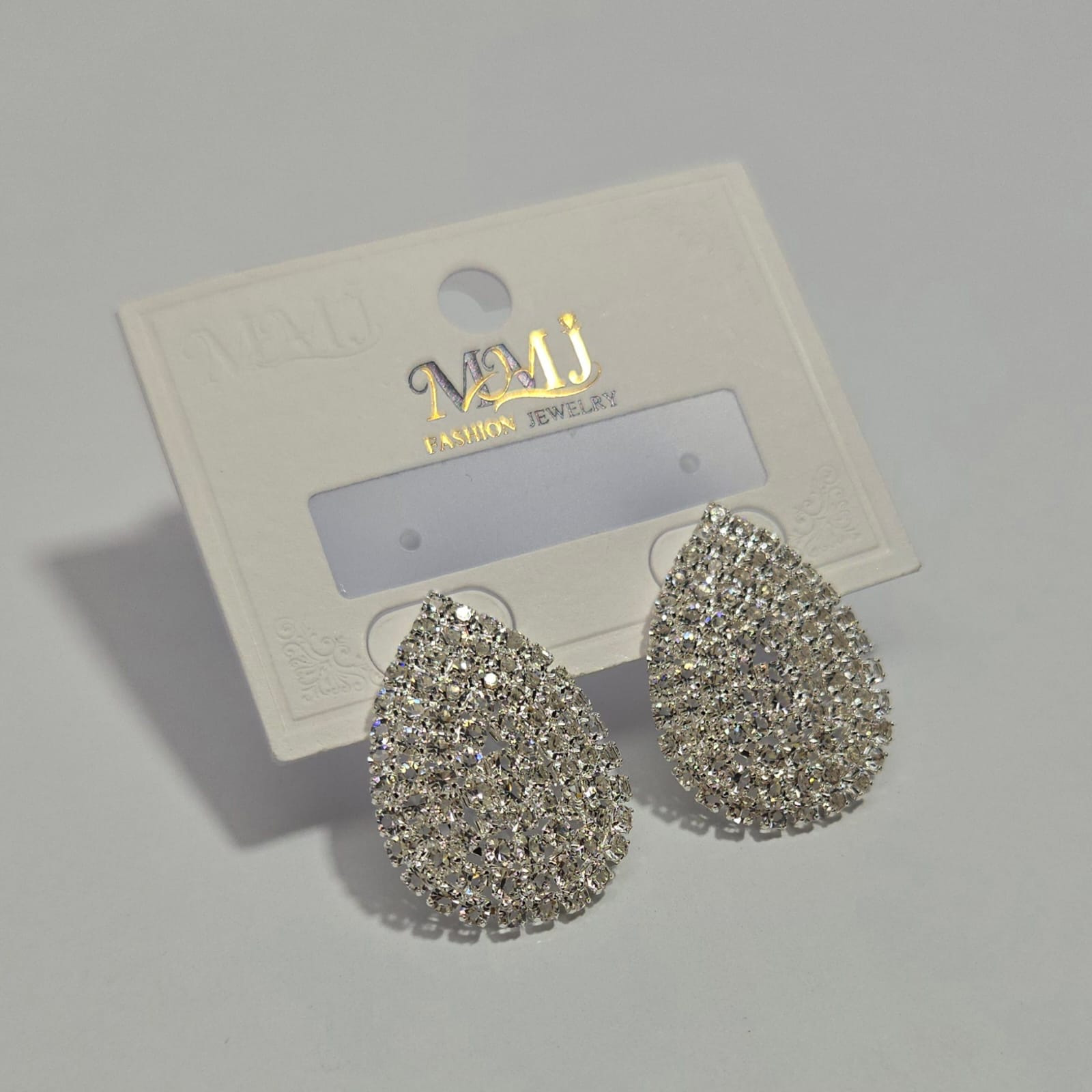 Elegant Silver Earrings for Women & Girls – Premium Fashion Tops