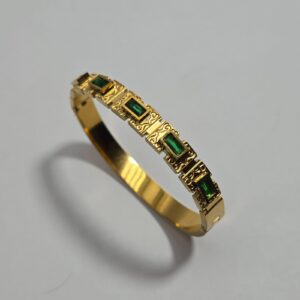 Luxury Green Stone Gold Plated Hand Cuff for Women